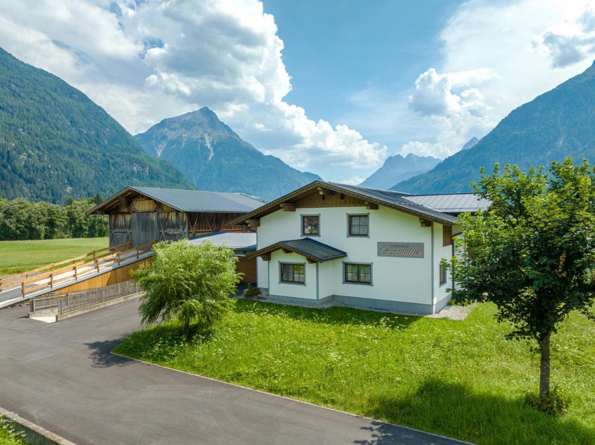 Landhaus Oetztalblick Längenfeld Exterior photo