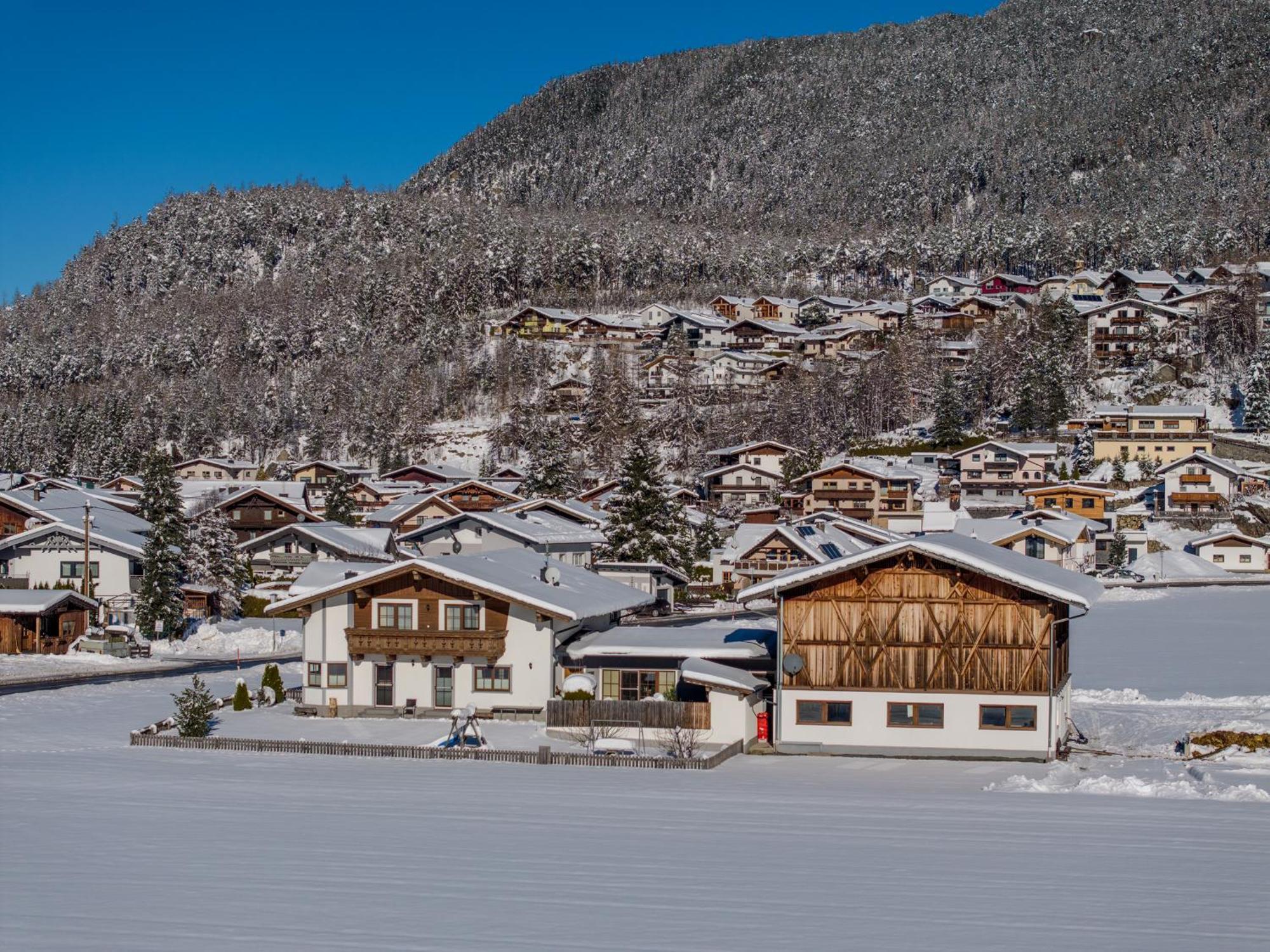 Landhaus Oetztalblick Längenfeld Exterior photo